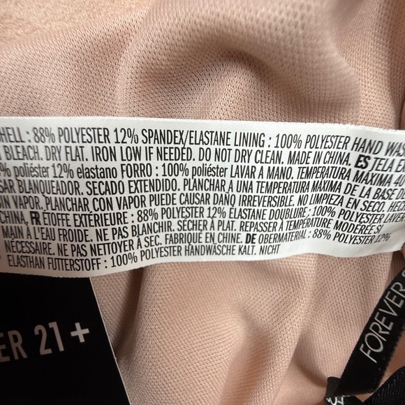 Forever 21‎ Plus Blush Pink Studded Suede Mini Skirt 3X holiday party Barbiecore - Picture 7 of 10
